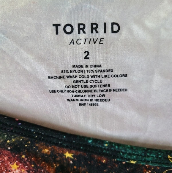 NWOT Torrid active top size 2 (18-20) - Picture 5 of 5
